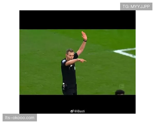 VAR判罚尺度再引讨论：是保障公平还是打断了比赛流畅性？